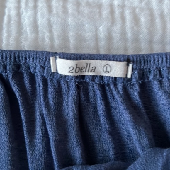 Large Blue 3/4 Sleeve Blouse - Picture 3 of 3